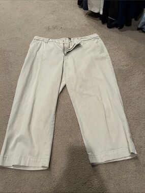 Khaki Women’s Capri Casual Pants